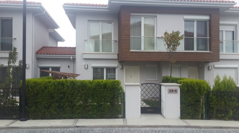 Istanbul Bargain Villas For Sale