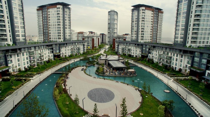 Buy Residential Apartments in Istanbul Mega Theme Park Projects