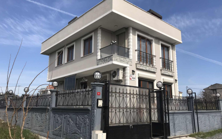 Seaview Villa For Sale In Istanbul European Side Istanbul Apartments For Sale In Turkey