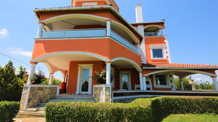 luxury villas in Istanbul countryside