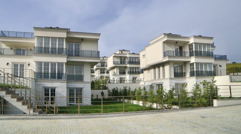 Sea View Holiday Villas in Istanbul European Side