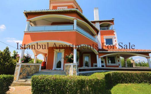 Istanbul Apartments For Sale in Turkey Countryside luxury villa for sale in Istanbul Catalca  