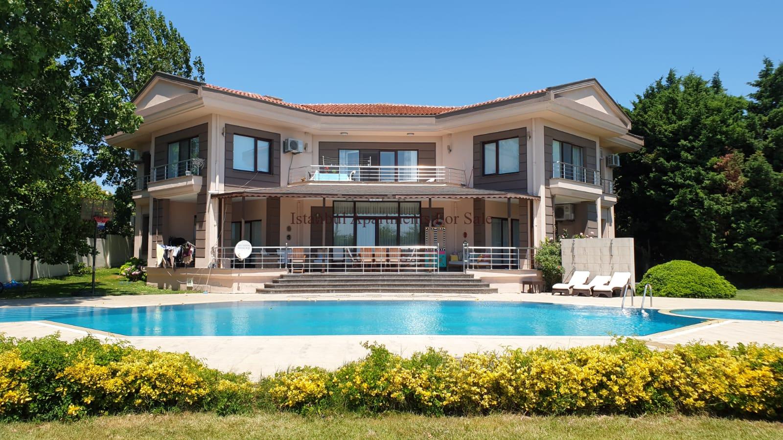 Luxury Sea Views Villa in Istanbul with Large Plot | Istanbul